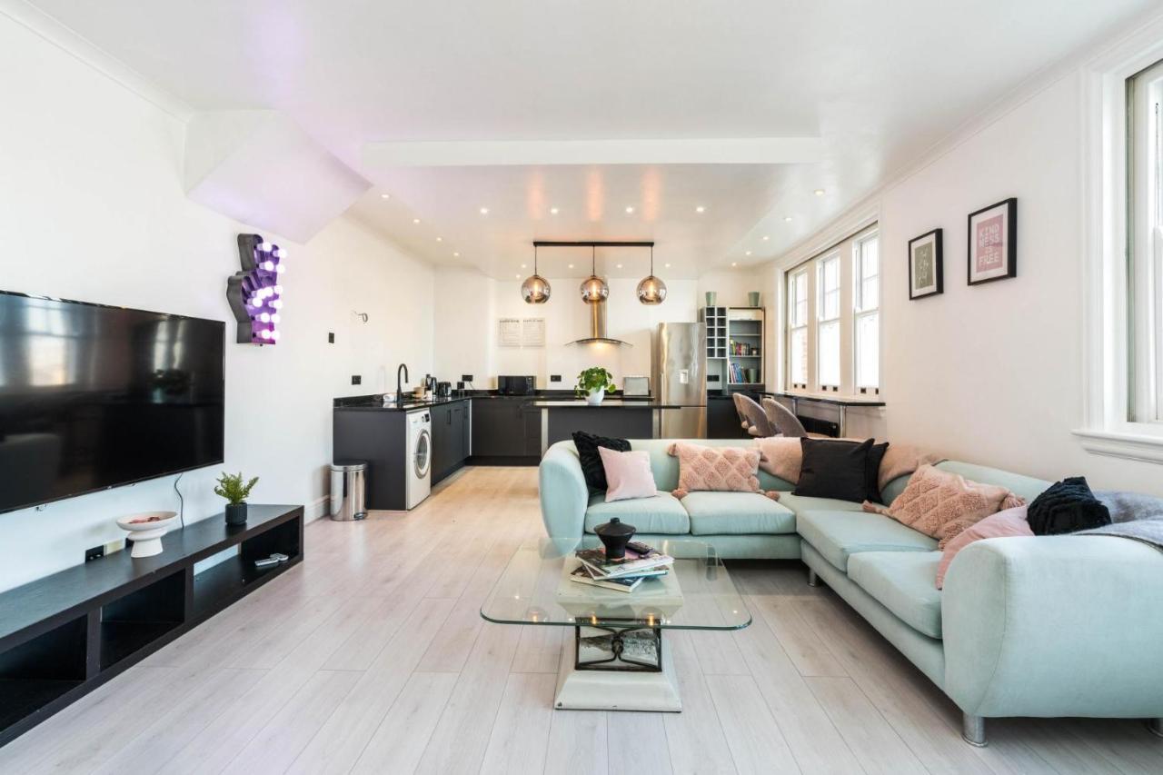 Stunning 3bd Riverside Flat Communal Roof Terrace Apartament